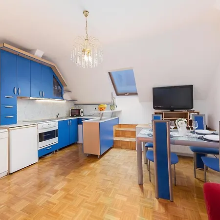 Apartma Lea